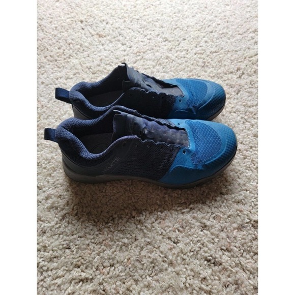 Hylete Circuit Men's Cross Training Shoes Blue Size 9 Vibram Soles - Picture 2 of 9